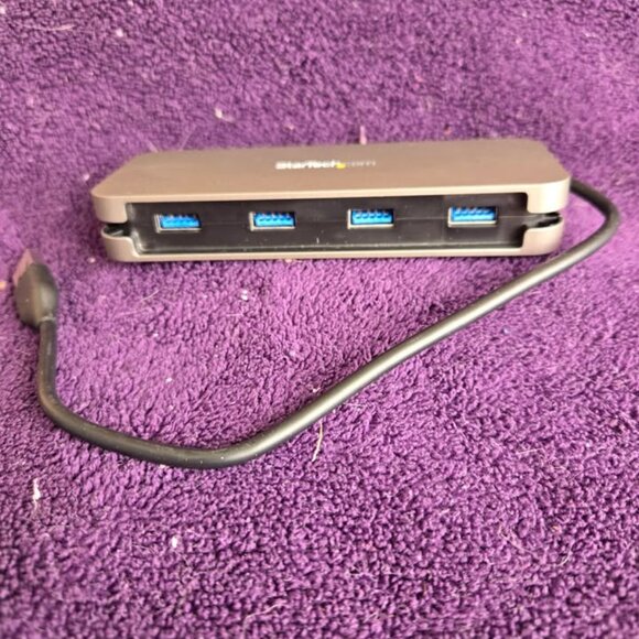 StarTech: 4-port, USB 3.2 Gen 1 (5Gbps) USB-C hub w/Cable Management - Picture 2 of 3
